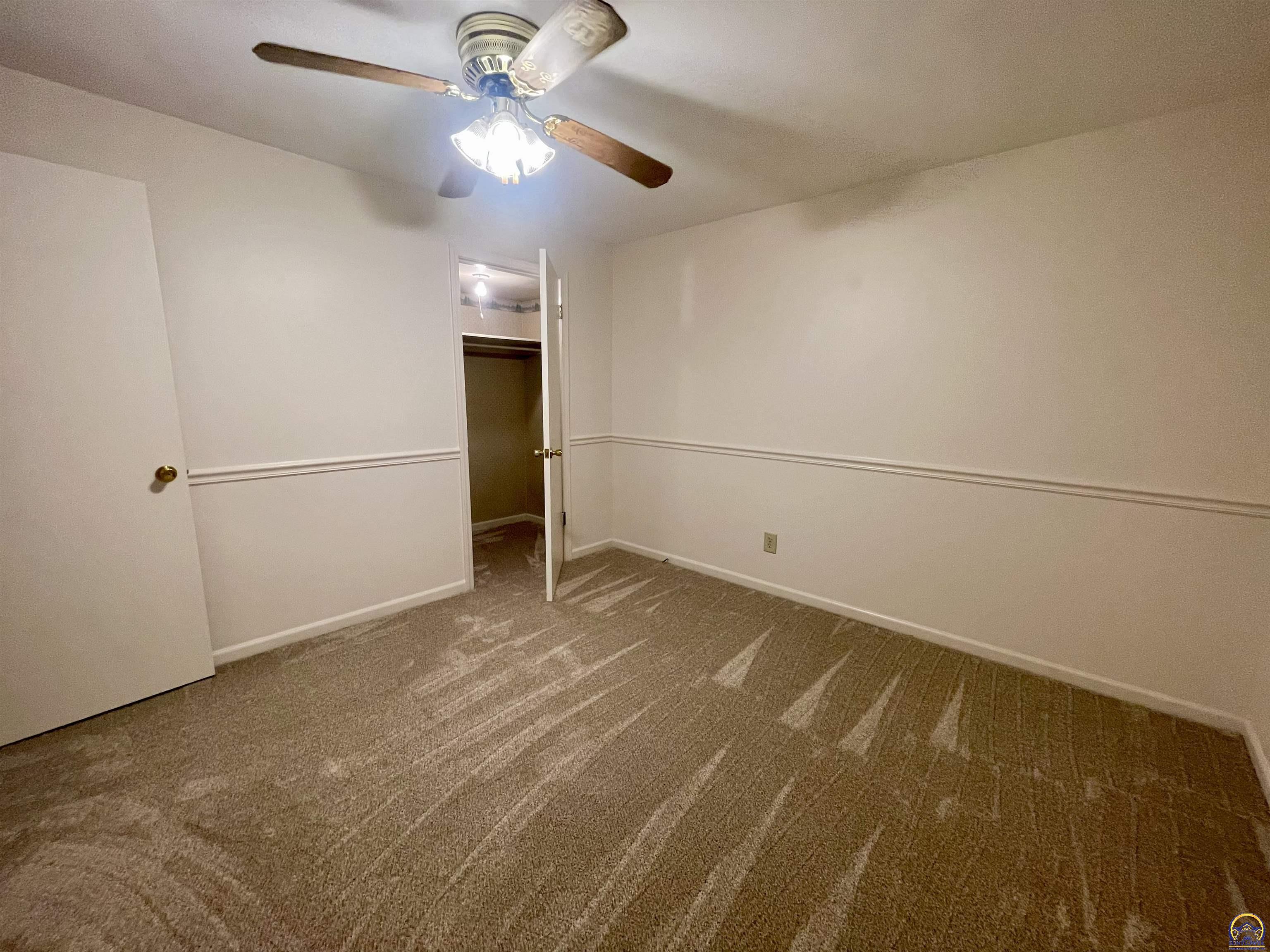 6254 Southwest 25th Street Topeka, KS 66614 - Photo 27 of 36