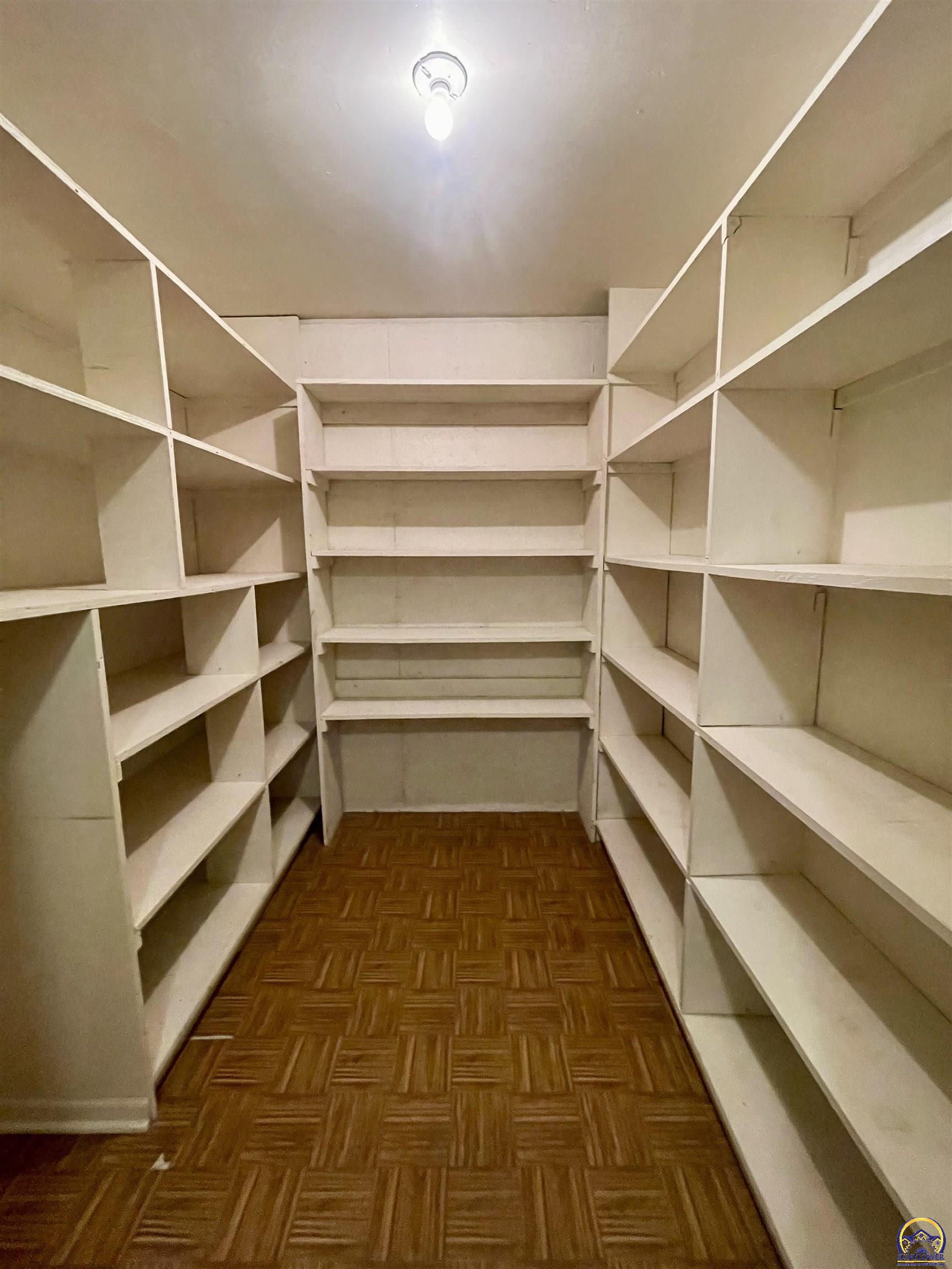 6254 Southwest 25th Street Topeka, KS 66614 - Photo 29 of 36