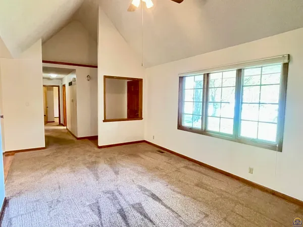 $319,900 | 6254 Southwest 25th Street, Topeka, KS 66614
