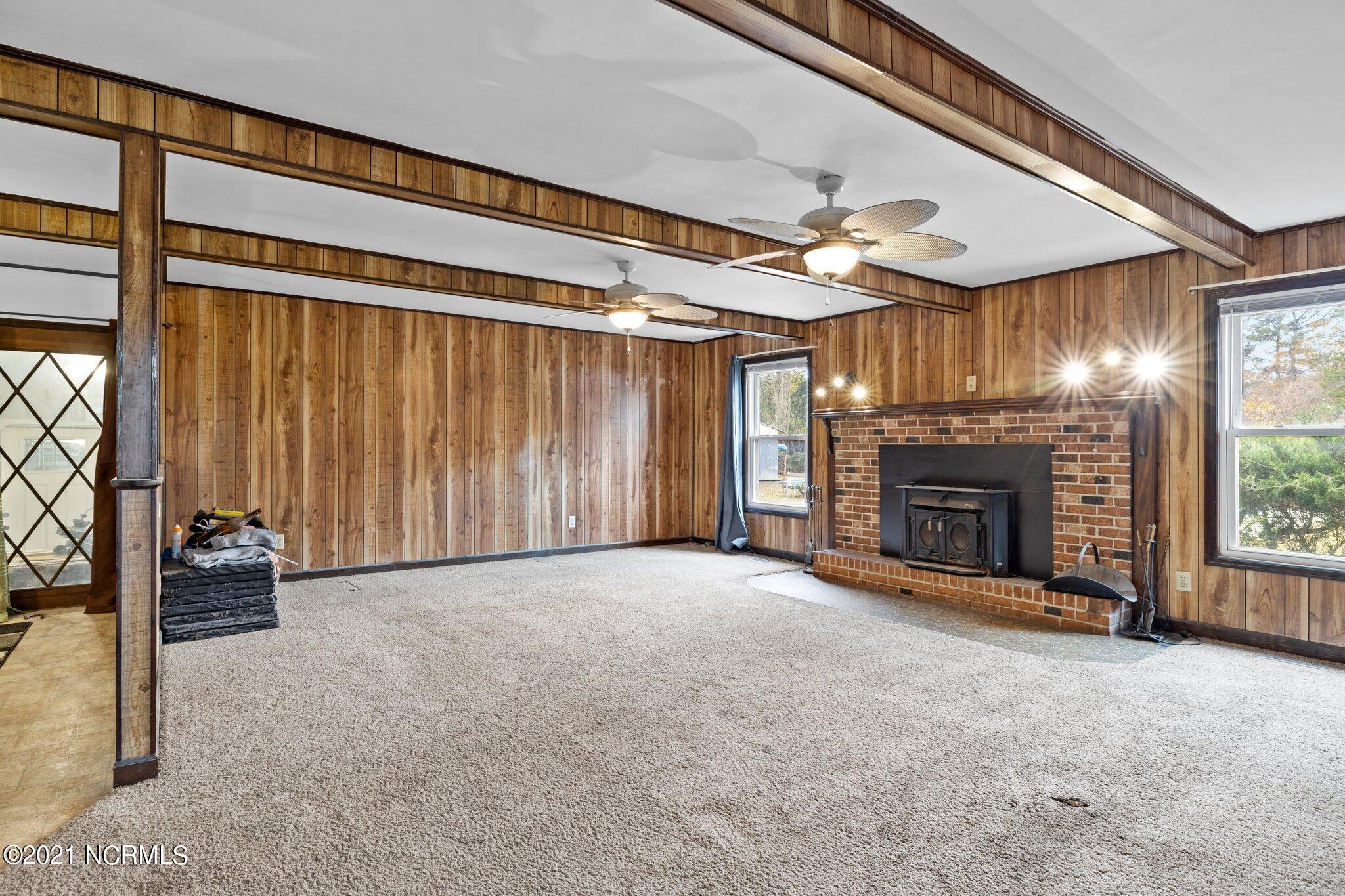 108 Queens Road Hubert, NC 28539 - Photo 8 of 39 37-web-or-mls-_S3A2065