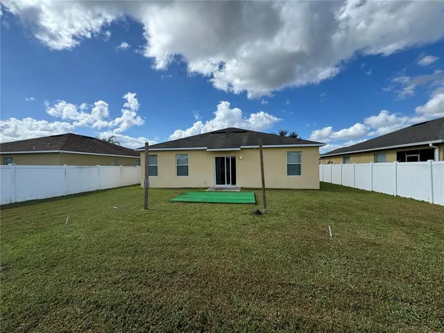 $1,950 | 3210 Queen Alexandria Drive, Kissimmee, FL 34744