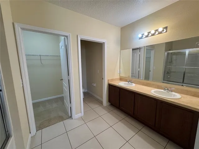 $1,950 | 3210 Queen Alexandria Drive, Kissimmee, FL 34744