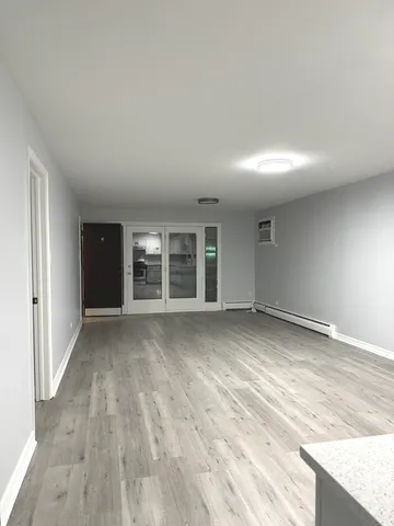 $1,850 | 82 Luella Avenue, Unit 2, Calumet City, IL 60409