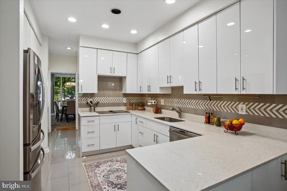 6113 Goldtree Way Bethesda, MD 20817 - Photo 21 of 78