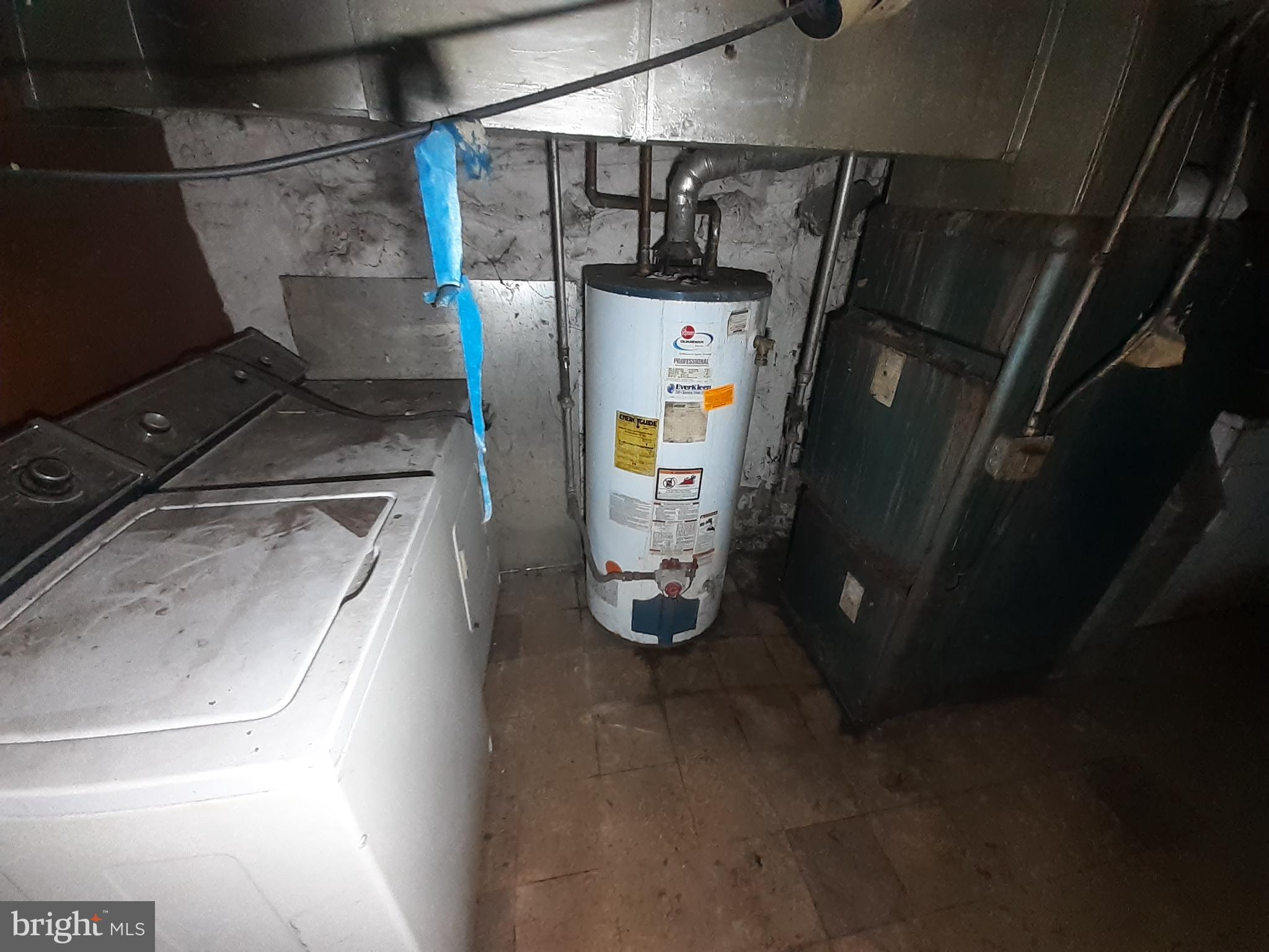 2714 Riggs Avenue Baltimore, MD 21216 - Photo 15 of 57