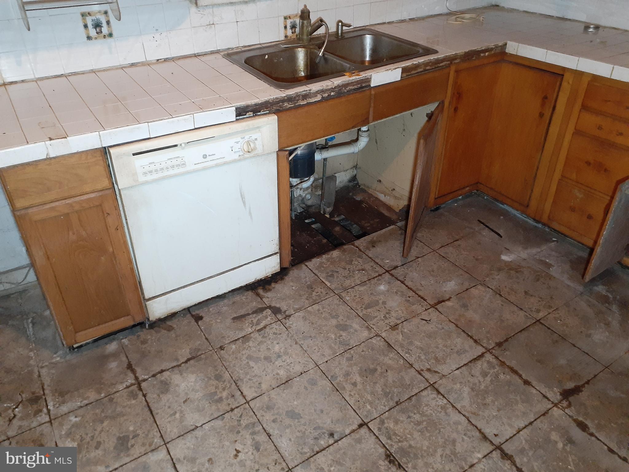 2714 Riggs Avenue Baltimore, MD 21216 - Photo 29 of 57