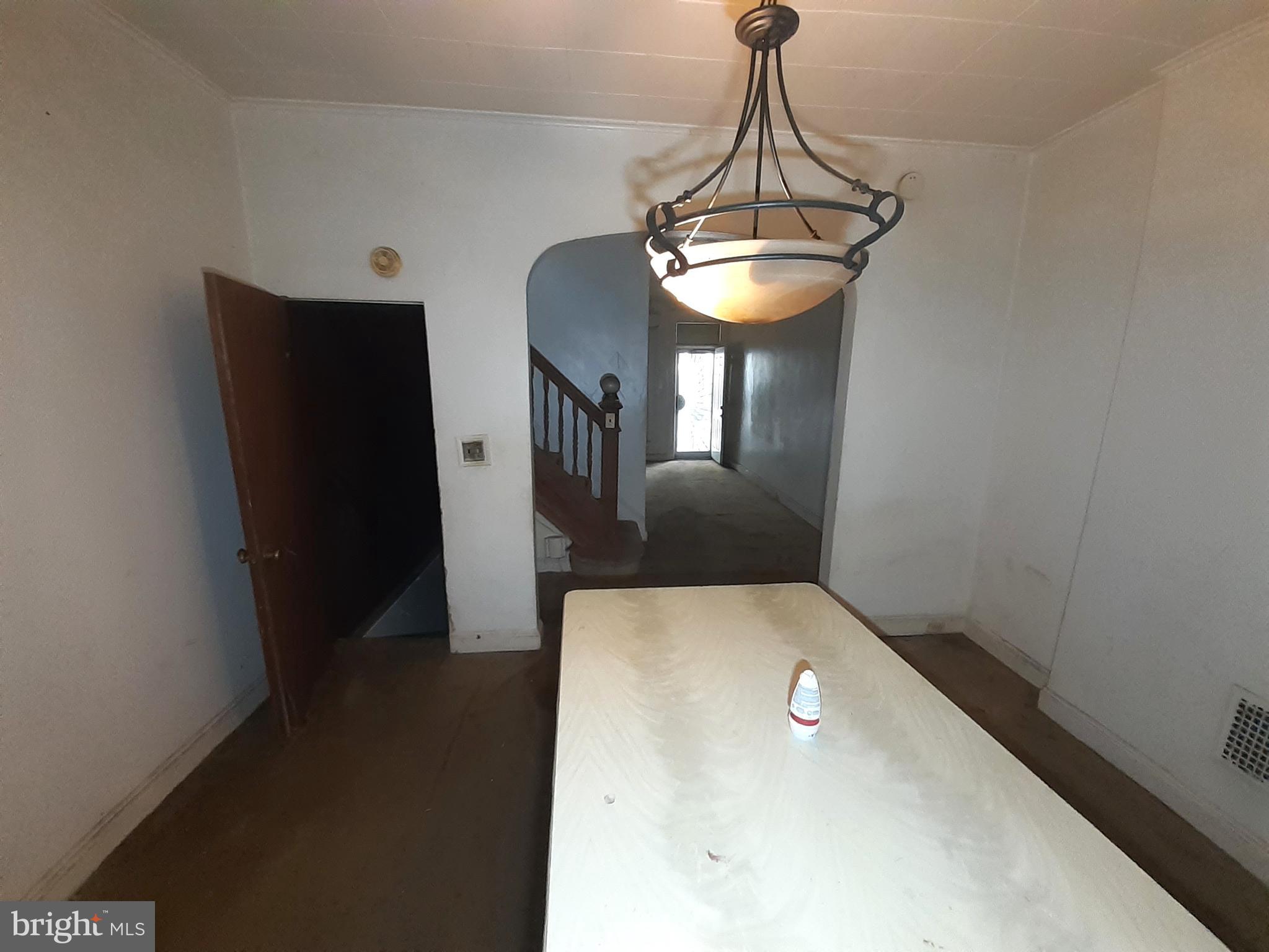 2714 Riggs Avenue Baltimore, MD 21216 - Photo 3 of 57