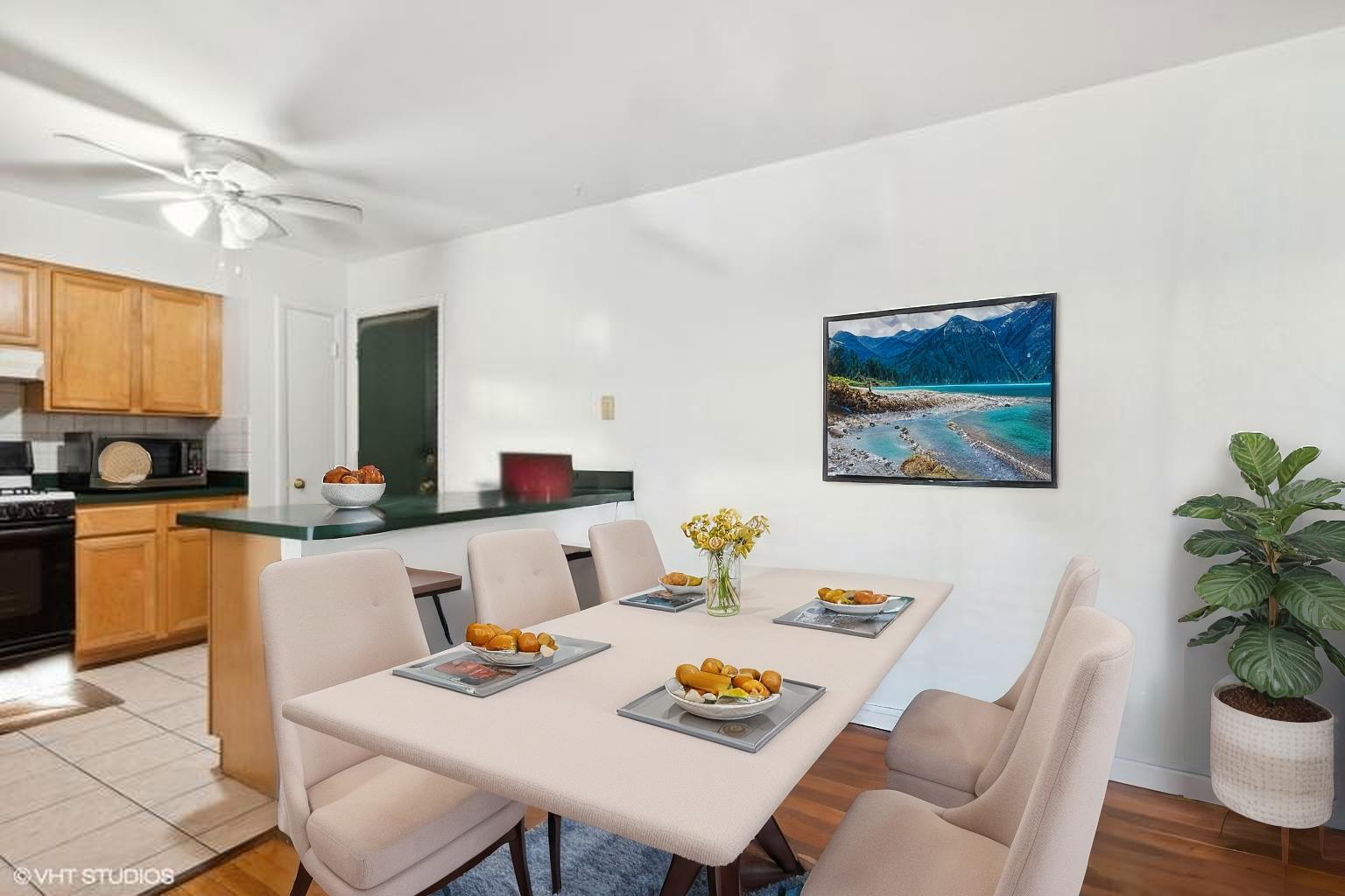 9561 Dee Road, Unit 2G Des Plaines, IL 60016 - Photo 10 of 18 a living room with furniture and wooden floor
