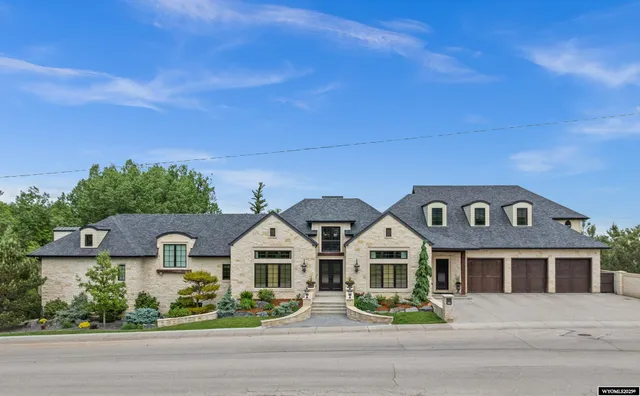 $2,995,000 | 1900 West 39th Street, Casper, WY 82604