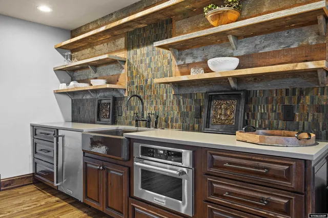 $2,995,000 | 1900 West 39th Street, Casper, WY 82604