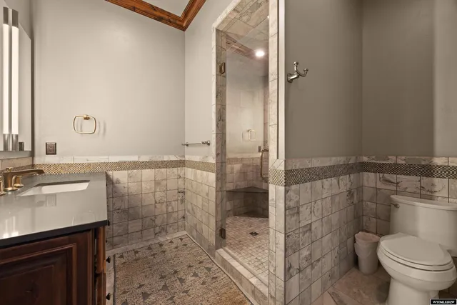 $2,995,000 | 1900 West 39th Street, Casper, WY 82604