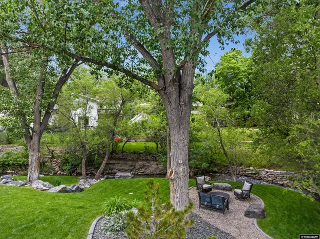 $2,995,000 | 1900 West 39th Street, Casper, WY 82604