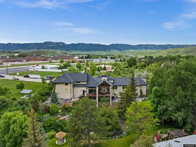 $2,995,000 | 1900 West 39th Street, Casper, WY 82604