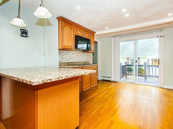 30 Hillcrest Road Waltham, MA 02451 - Photo 7 of 30 Gallery Image 7