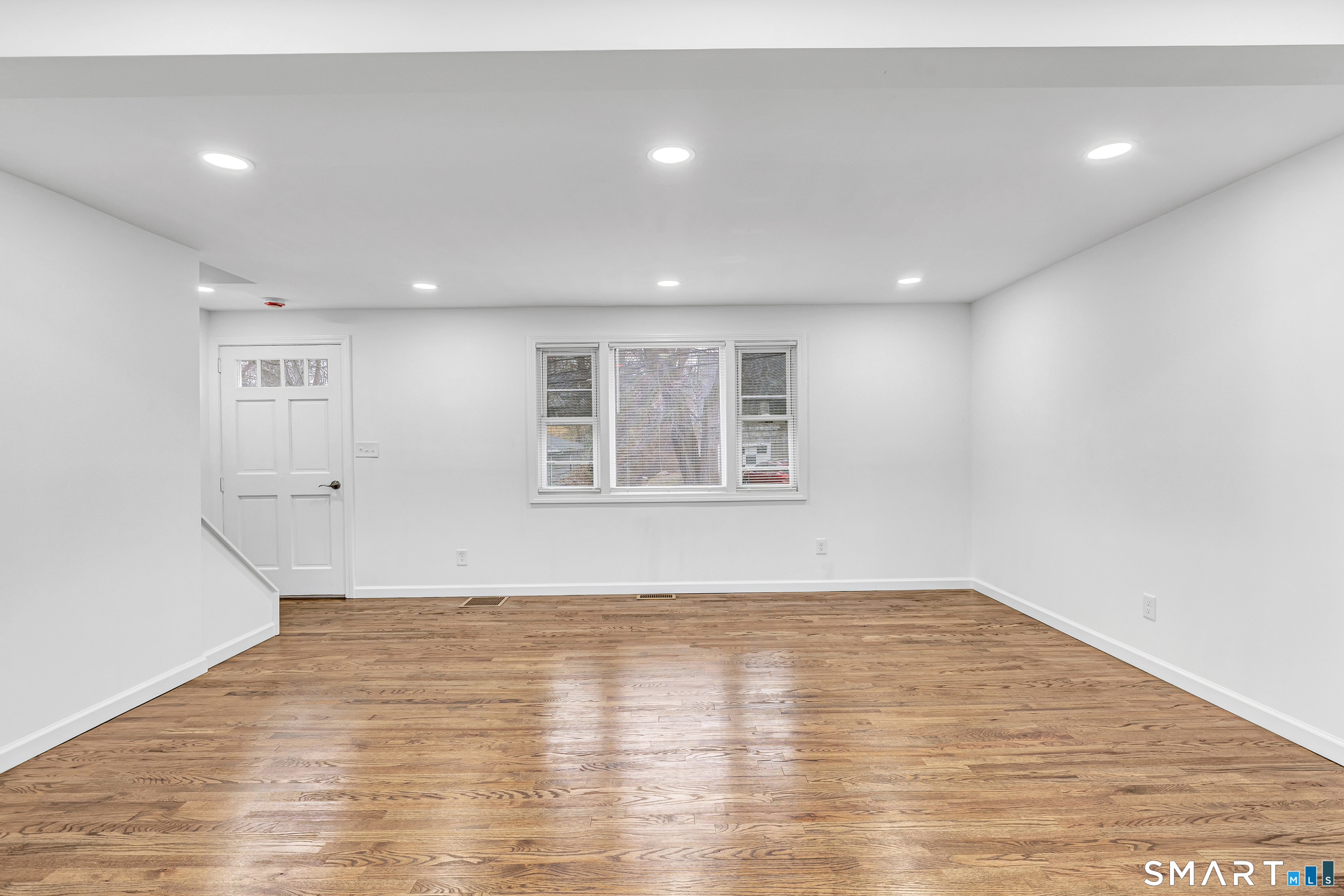 85 Platt Street Bridgeport, CT 06606 - Photo 6 of 35