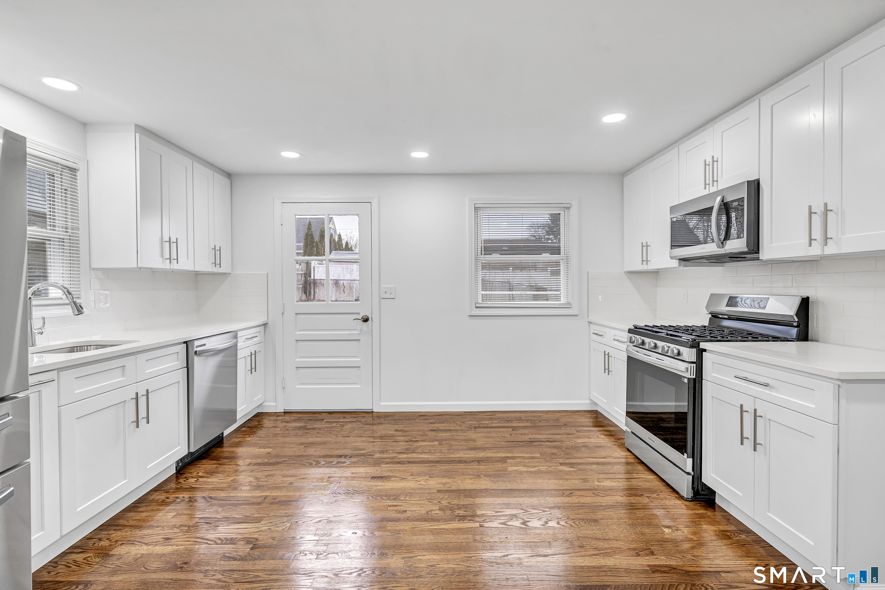 85 Platt Street Bridgeport, CT 06606 - Photo 8 of 35