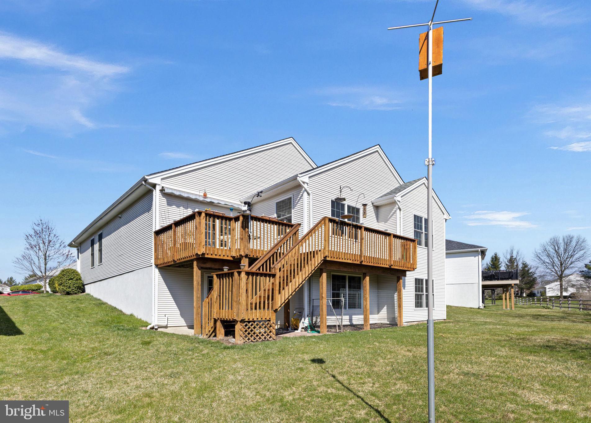 10 Grange Road Pennington, NJ 08534 - Photo 3 of 29