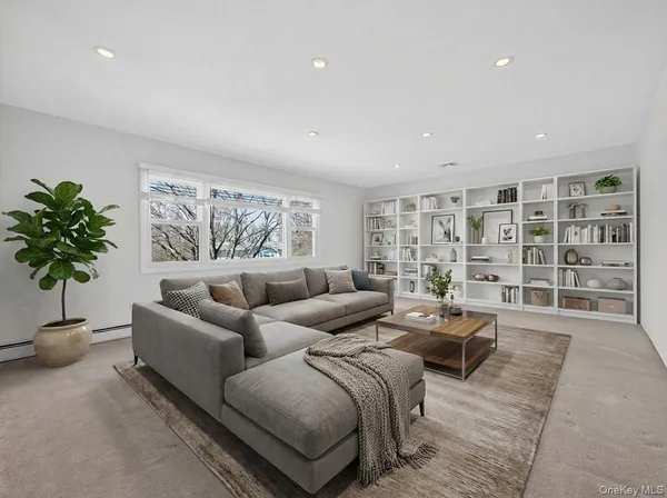 $959,999 | 8 Hampton Road, Airmont, NY 10901
