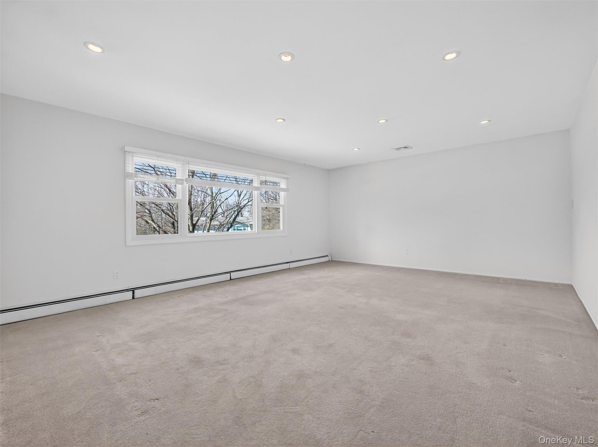 8 Hampton Road Airmont, NY 10901 - Photo 12 of 50