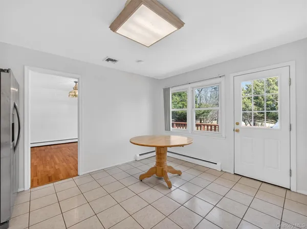 $959,999 | 8 Hampton Road, Airmont, NY 10901