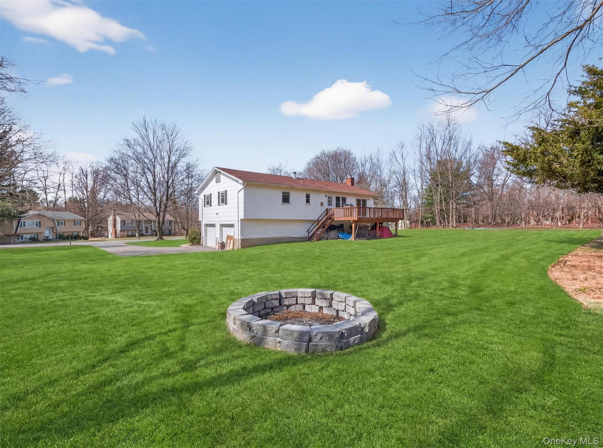 8 Hampton Road Airmont, NY 10901 - Photo 33 of 50