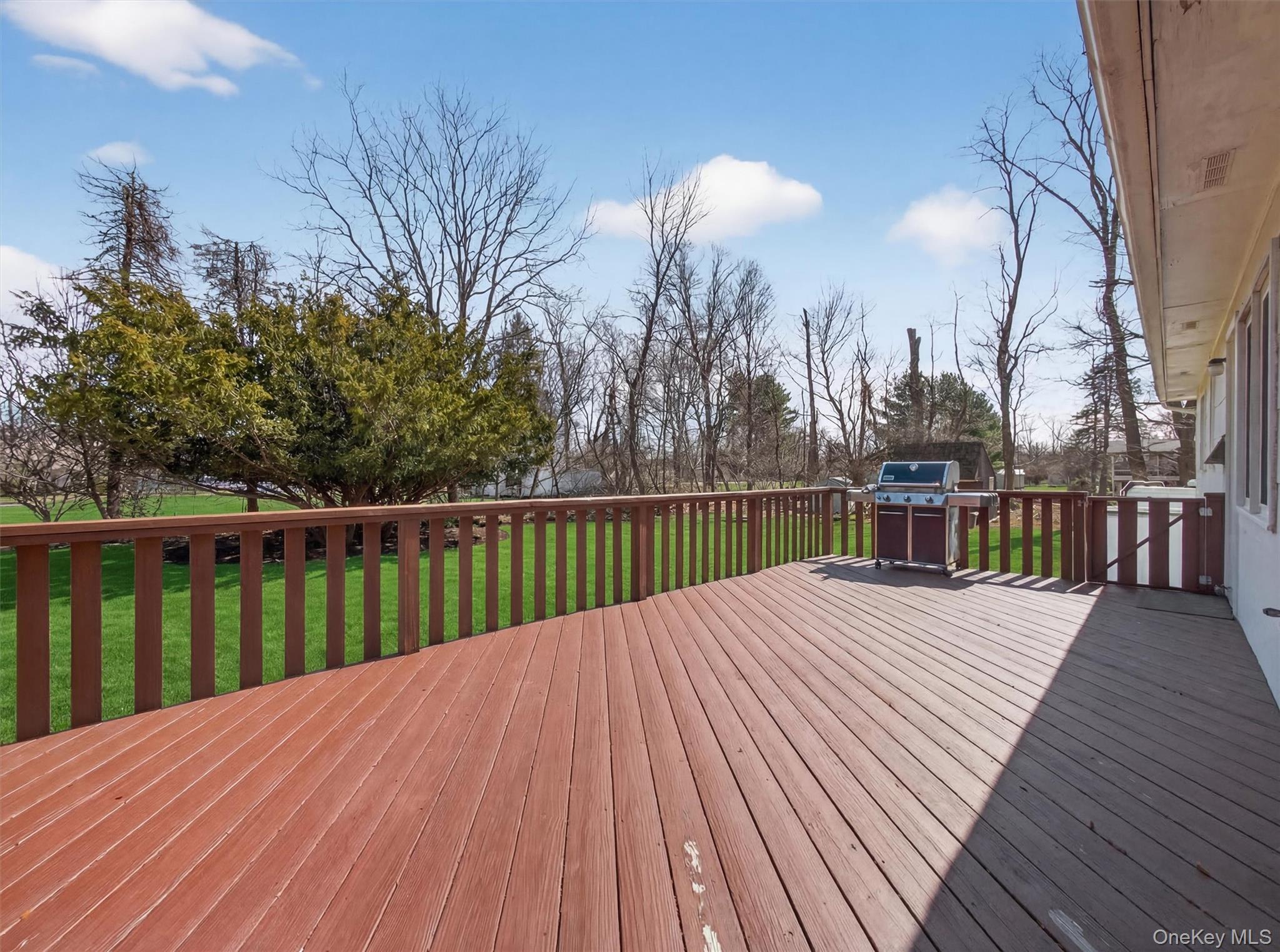 8 Hampton Road Airmont, NY 10901 - Photo 37 of 50