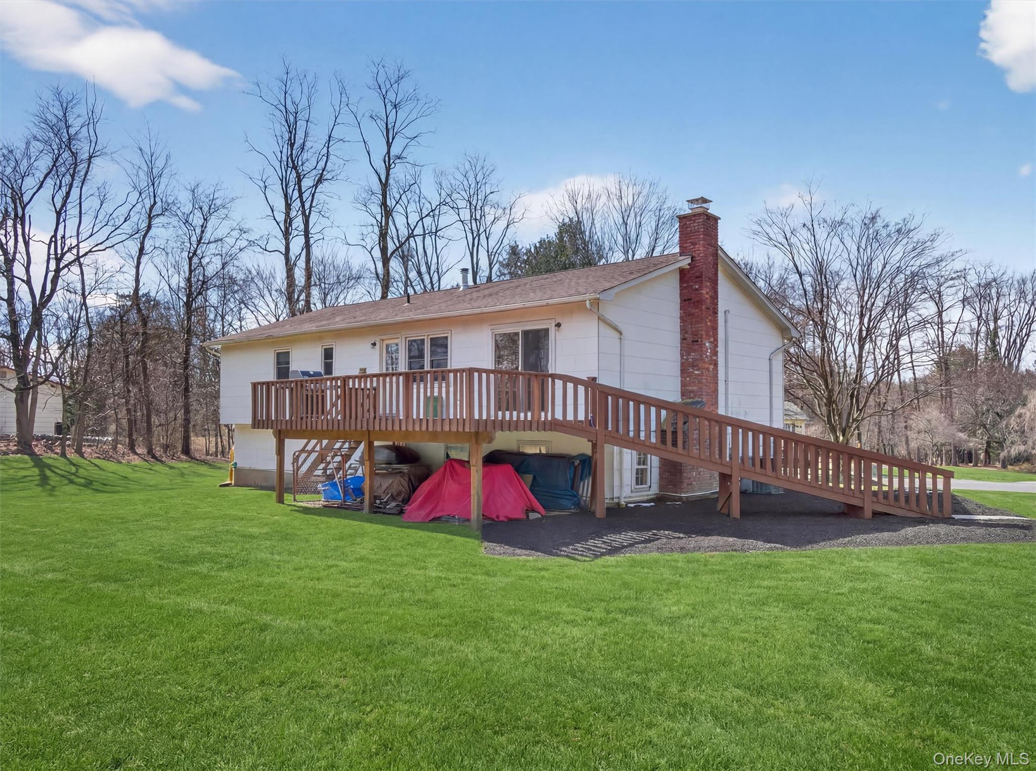 8 Hampton Road Airmont, NY 10901 - Photo 45 of 50