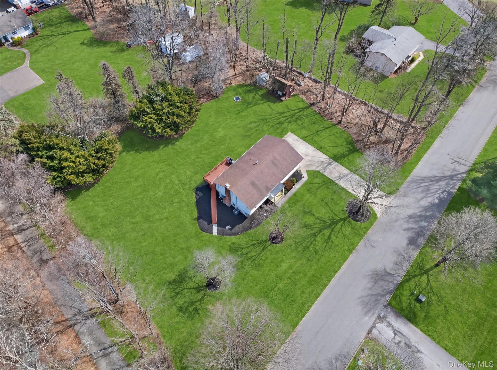 8 Hampton Road Airmont, NY 10901 - Photo 49 of 50