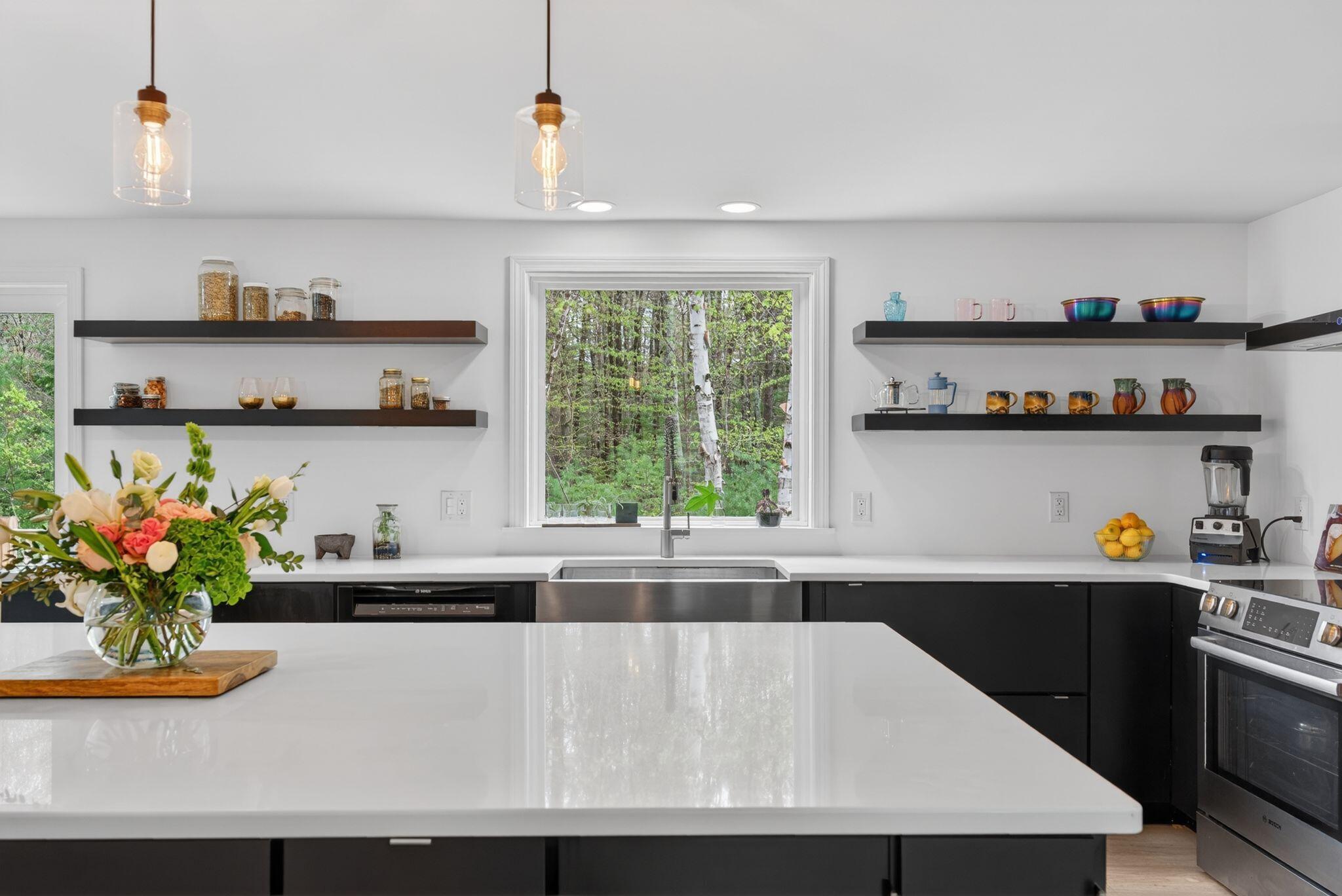 8 Mast Road Scarborough, ME 04074 - Photo 4 of 68