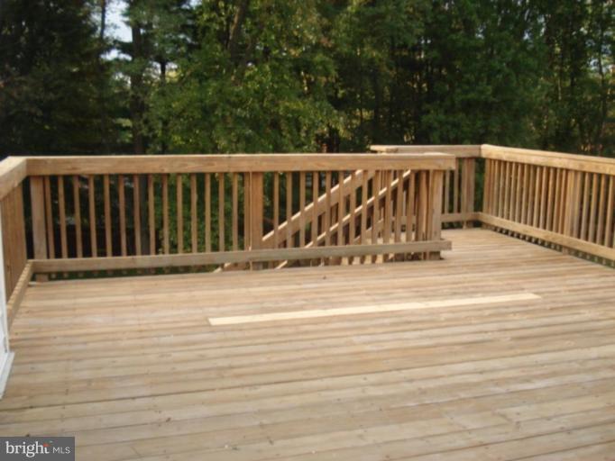 121 Randolph Road Silver Spring, MD 20904 - Photo 14 of 30 Deck