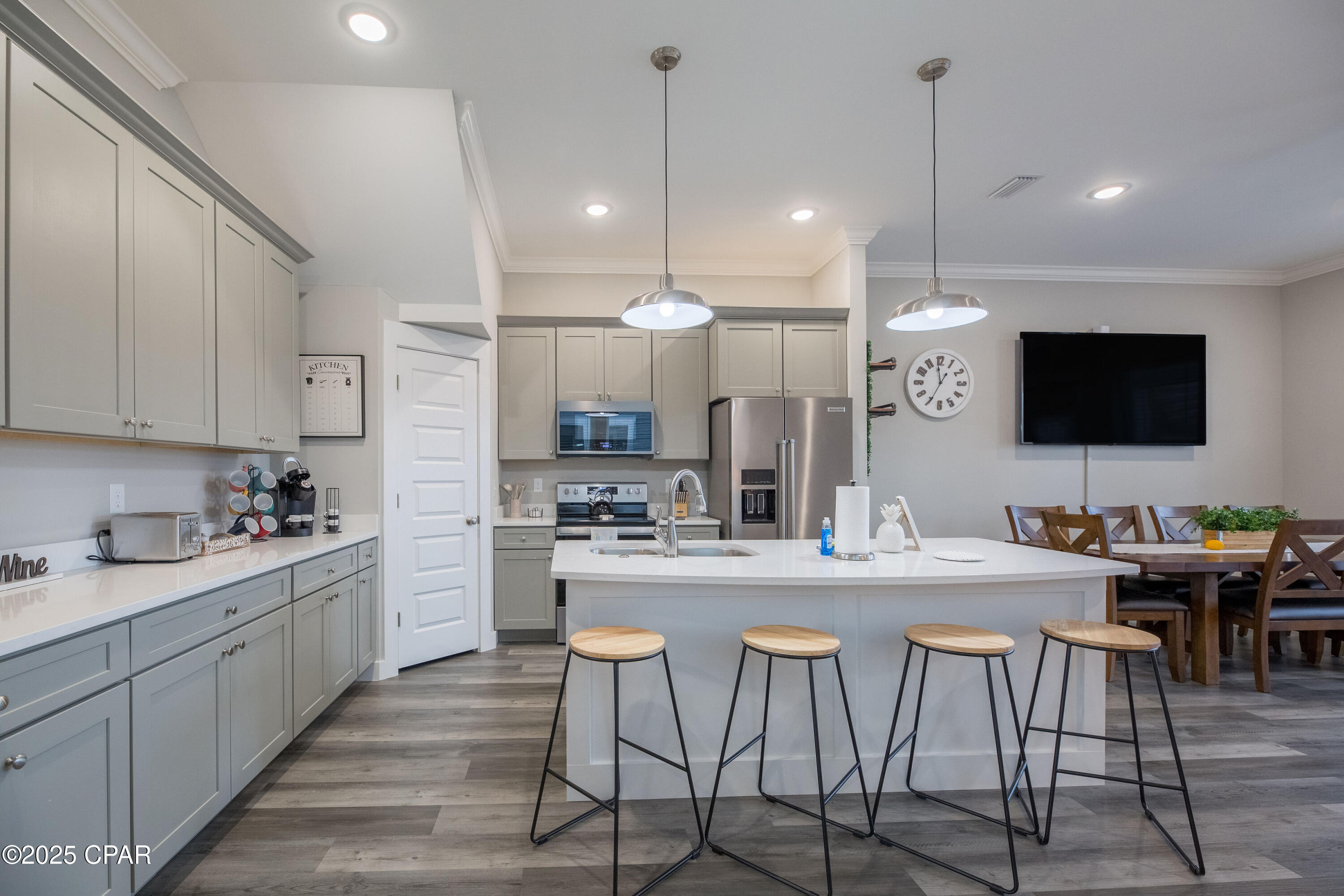 6830 Thomas Drive Panama City Beach, FL 32408 - Photo 13 of 31