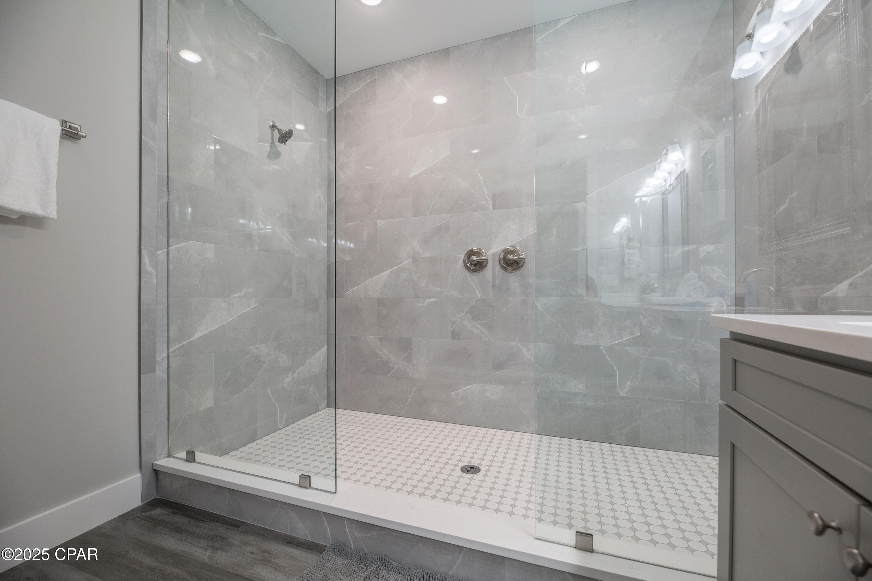 6830 Thomas Drive Panama City Beach, FL 32408 - Photo 24 of 31