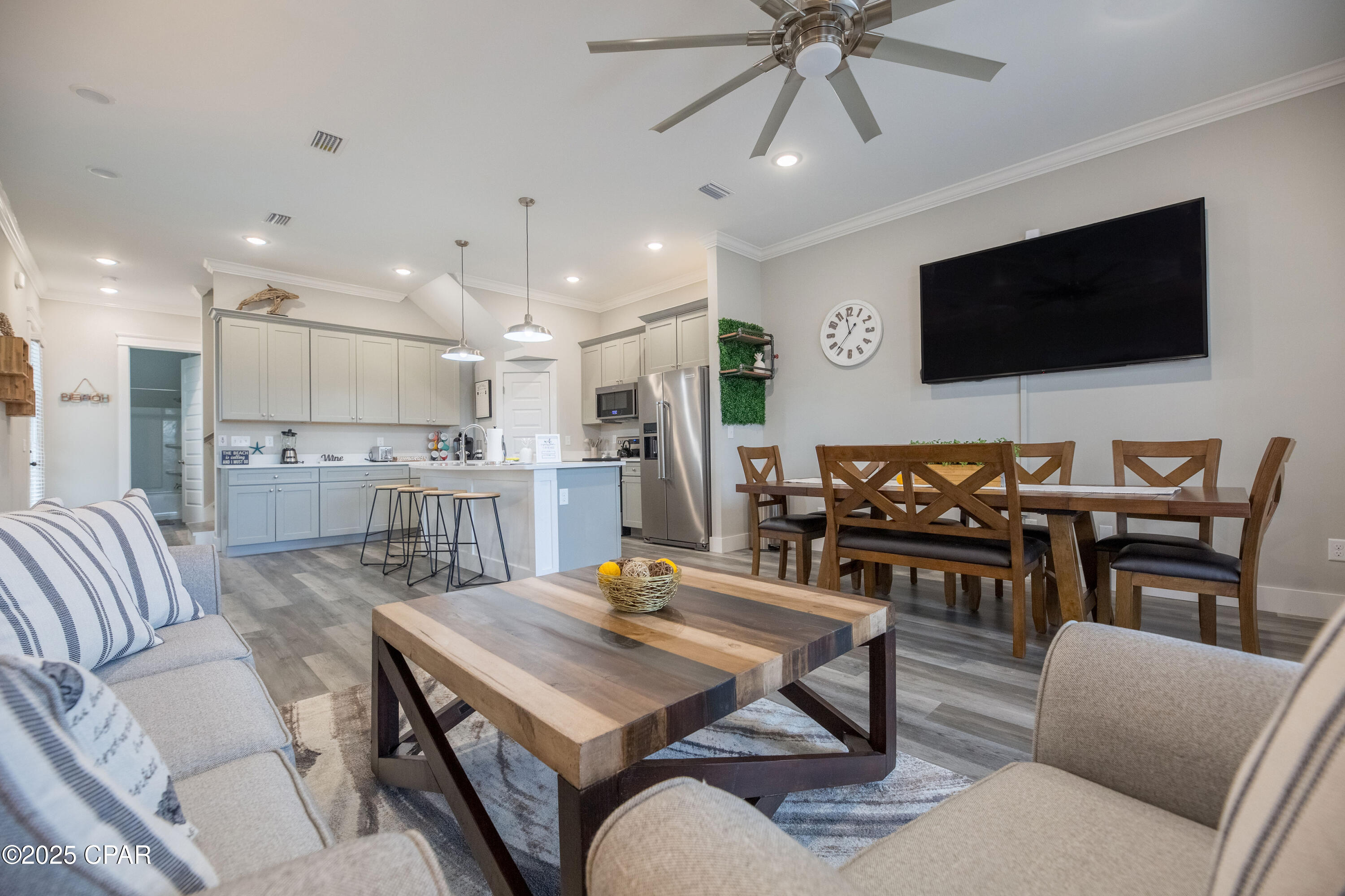 6830 Thomas Drive Panama City Beach, FL 32408 - Photo 9 of 31