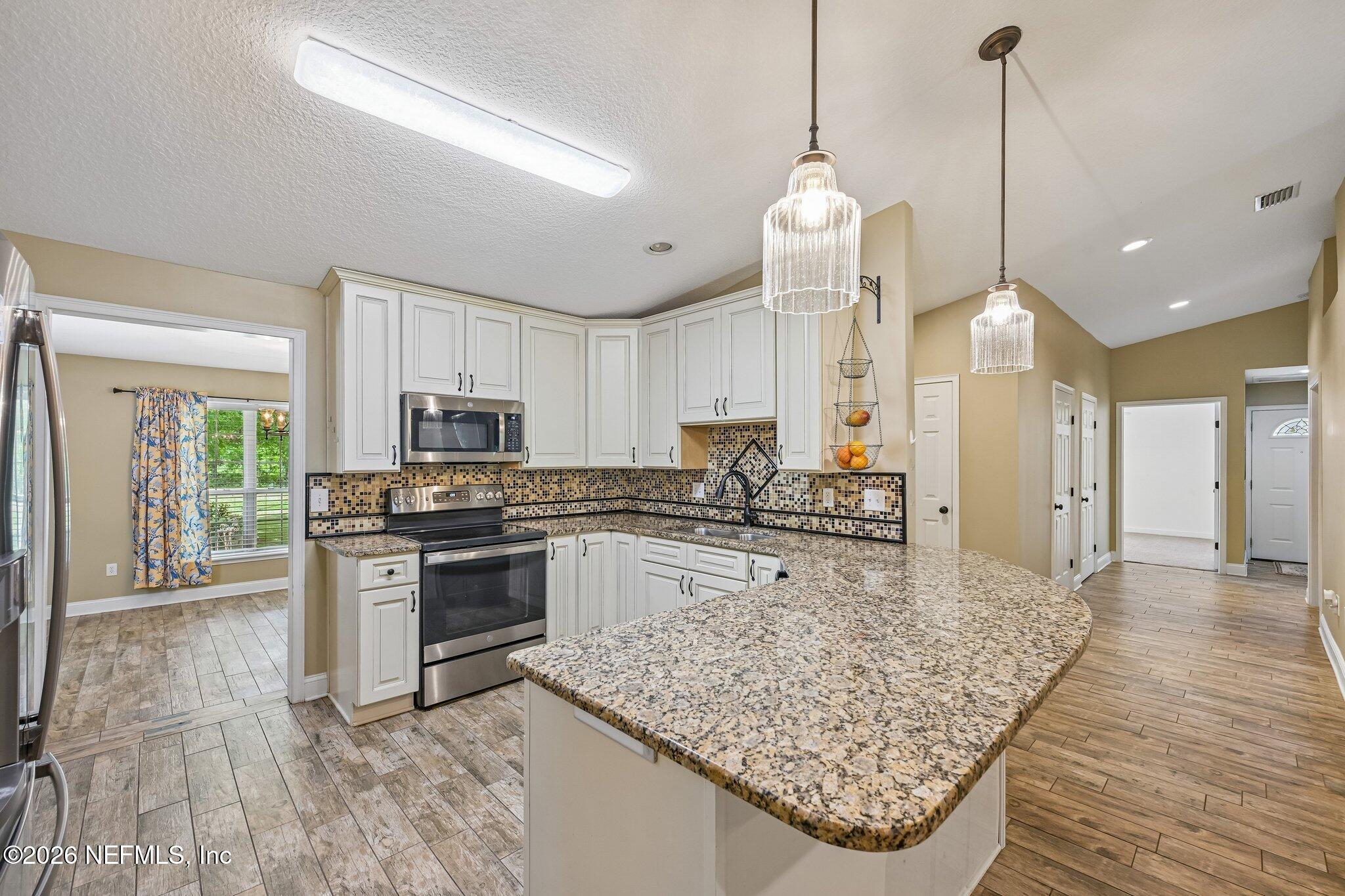 4265 Angora Street Middleburg, FL 32068 - Photo 15 of 60 Granite Counters