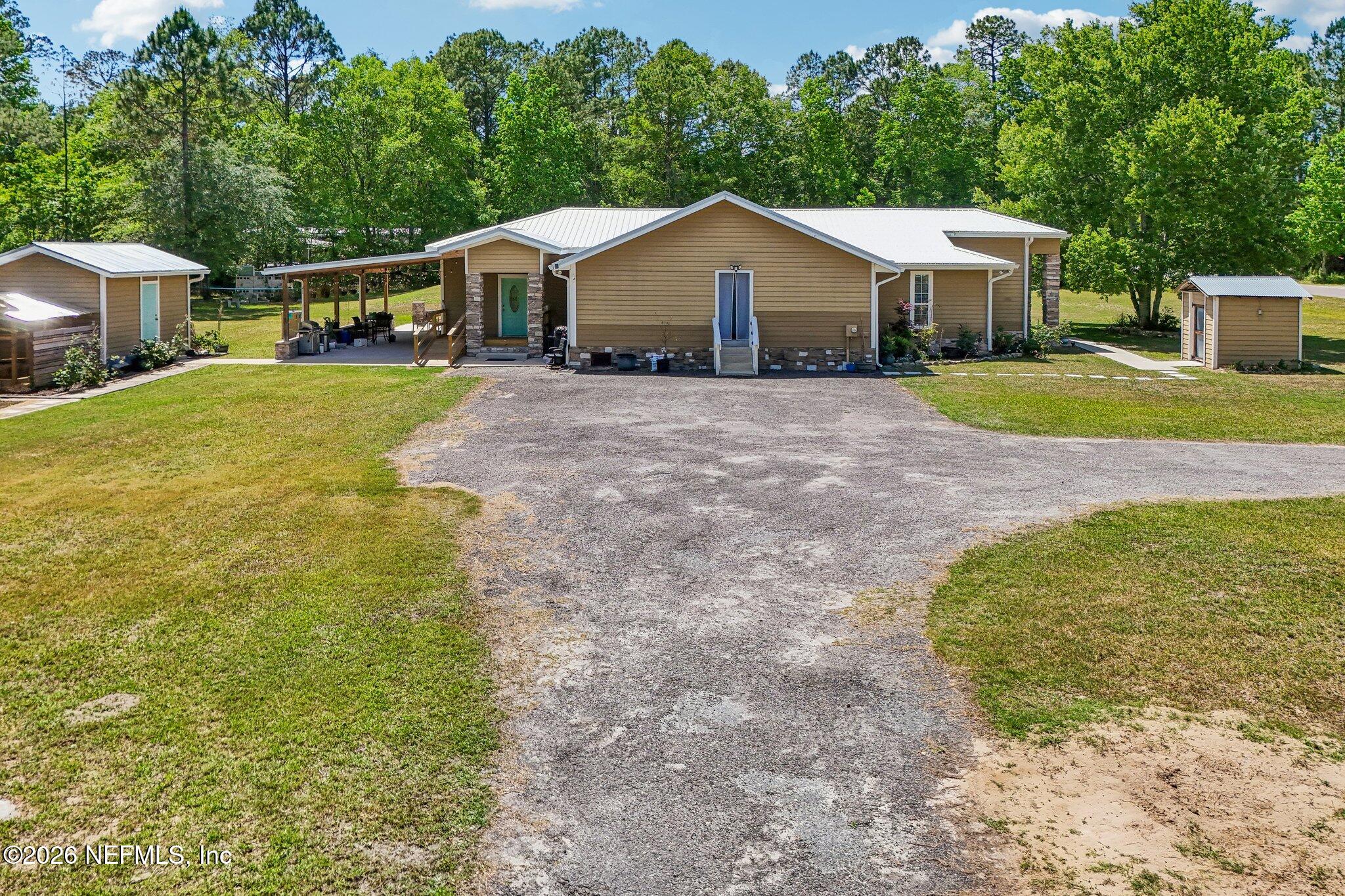 4265 Angora Street Middleburg, FL 32068 - Photo 6 of 60 Side View Driveway