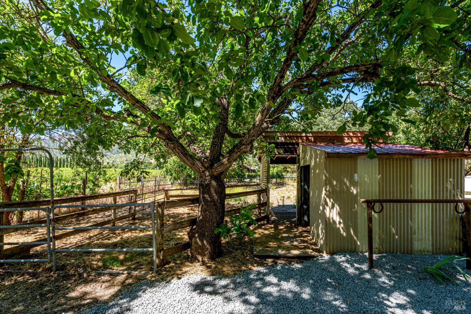 8021 Sonoma Highway Santa Rosa, CA 95409 - Photo 30 of 36