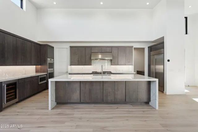 $2,800,000 | 35097 North 83rd Place, Scottsdale, AZ 85266