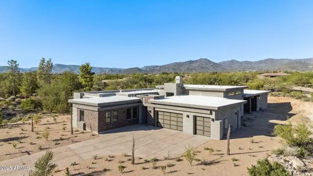 $2,800,000 | 35097 North 83rd Place, Scottsdale, AZ 85266