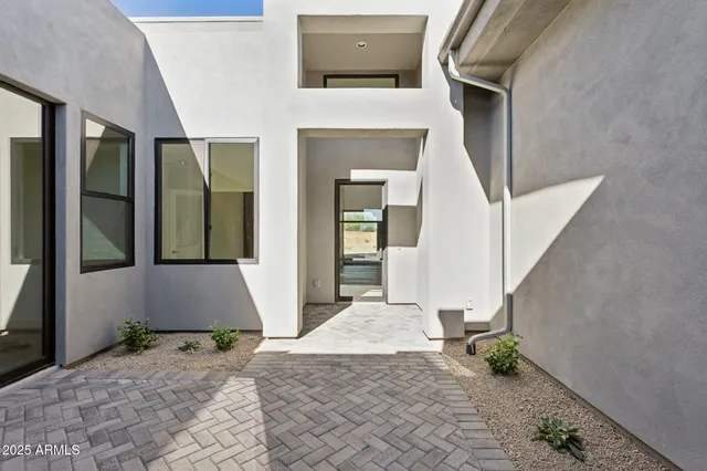 $2,800,000 | 35097 North 83rd Place, Scottsdale, AZ 85266