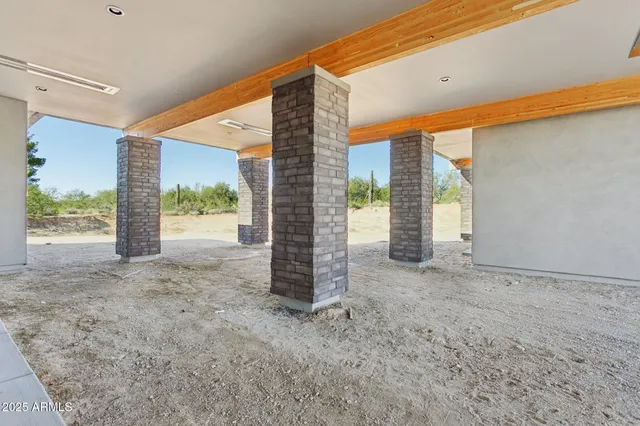 $2,800,000 | 35097 North 83rd Place, Scottsdale, AZ 85266