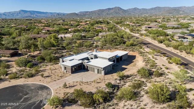 $2,800,000 | 35097 North 83rd Place, Scottsdale, AZ 85266