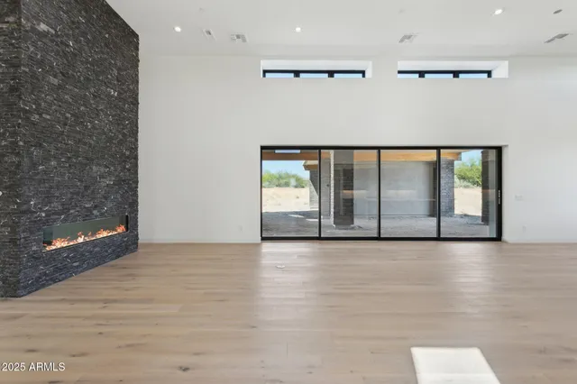 $2,800,000 | 35097 North 83rd Place, Scottsdale, AZ 85266