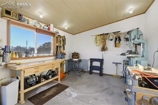 $700,000 | 1534 7th Street, Penrose, CO 81240