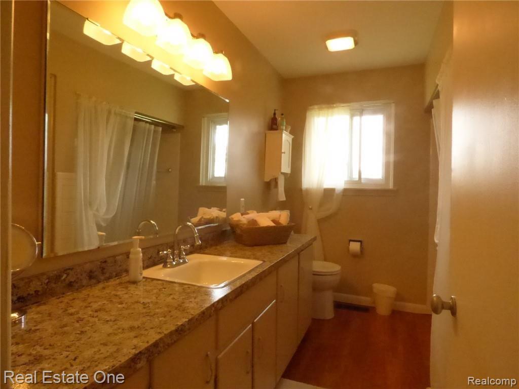 5629 Pinckney Road Howell, MI 48843 - Photo 13 of 43