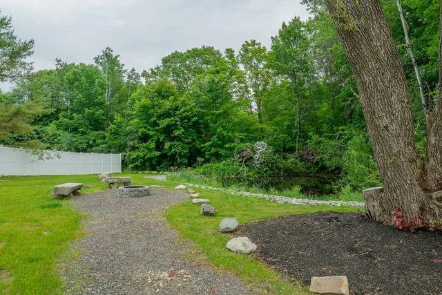 $569,000 | 7 Parsonage Road, Unit 4, North Yarmouth, ME 04097