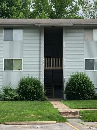 $98,750 | 1912 Gascony Parc Drive, Unit 1912, Lake St. Louis, MO 63367