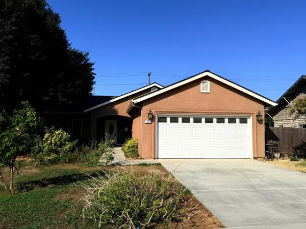 $425,000 | 1707 Sylvia Street, Selma, CA 93662