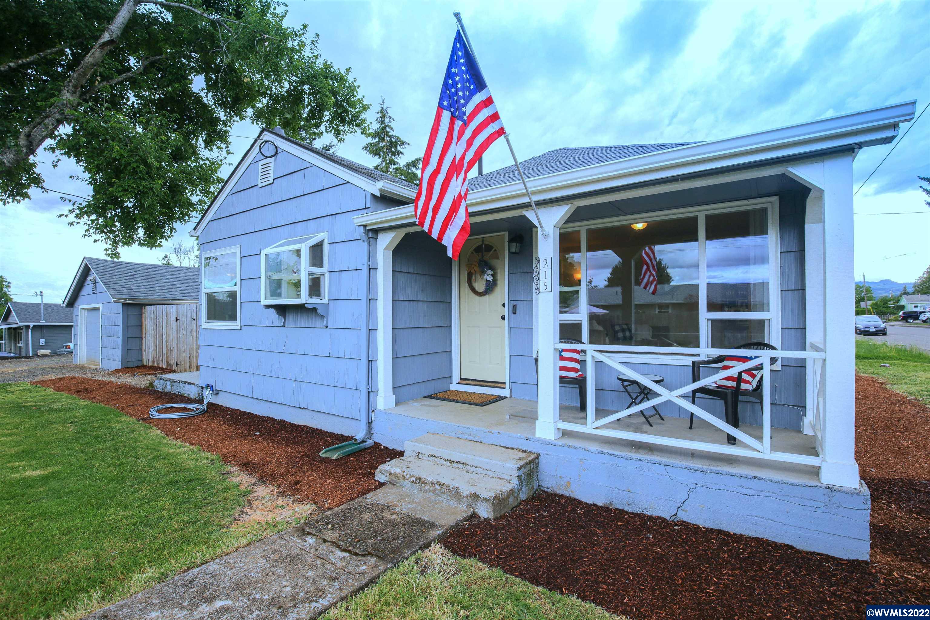 215 Southwest Jasper Street Dallas, OR 97338 - Photo 2 of 42 Gallery Image 2