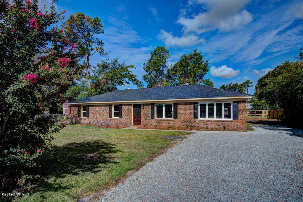 905 Spring Branch Road Wilmington, NC 28405 - Photo 2 of 36 Front_12
