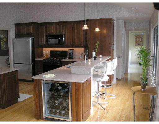 12 Pequot Road Southampton, MA 01073 - Photo 6 of 14 Gallery Image 6